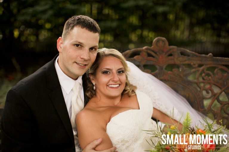 RoundHillHouseWeddingPhotography016