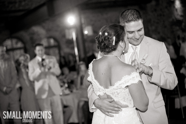ColleenMikeBrotherhoodWineryWedding028